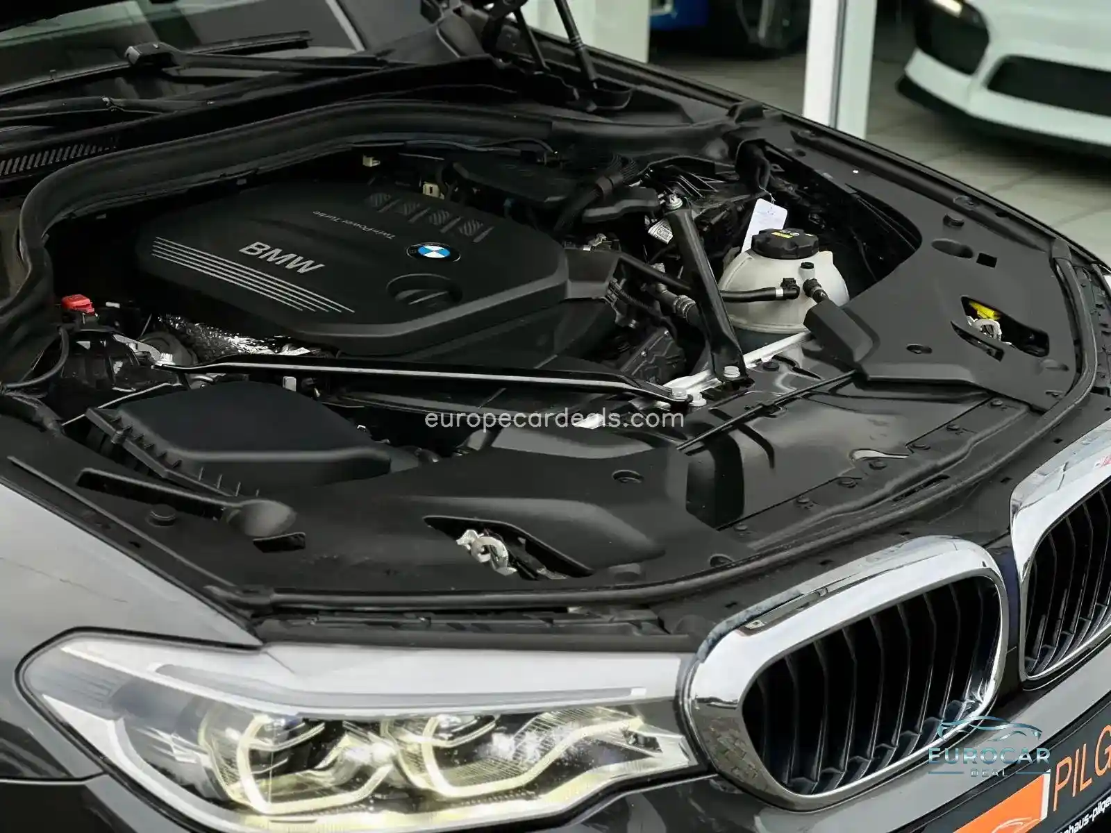 BMW 525