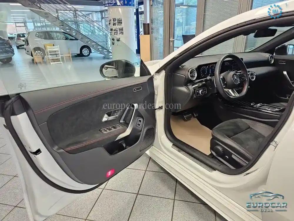 Mercedes-Benz CLA 220