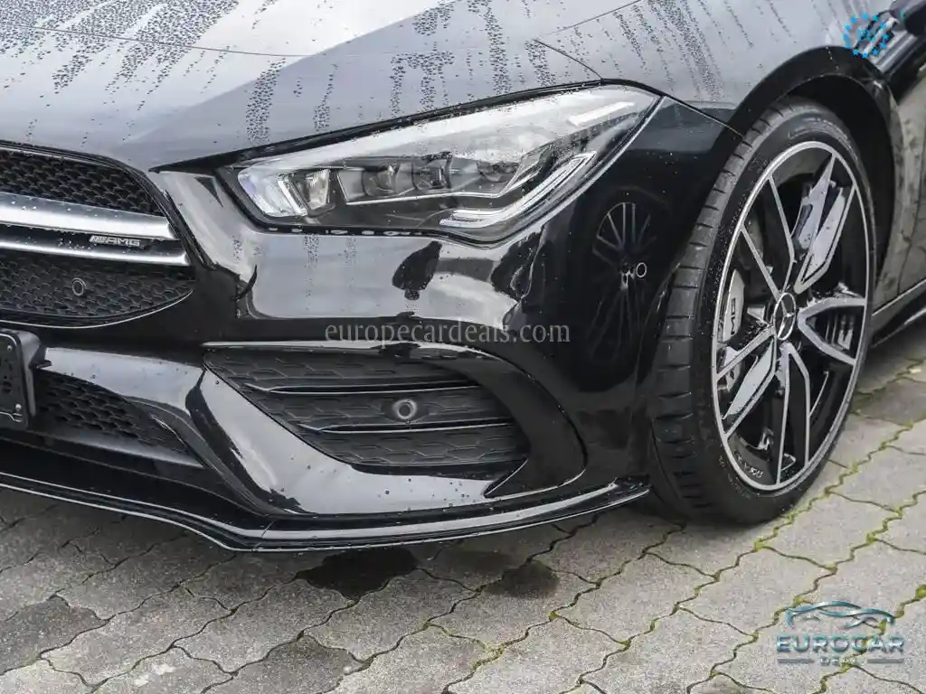 Mercedes-Benz CLA 35 AMG Shooting Brake
