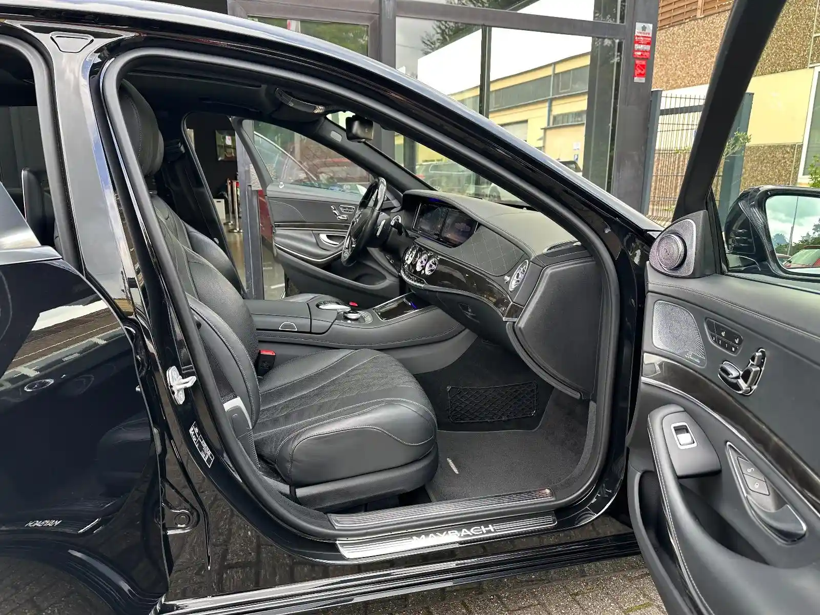 Mercedes-Benz S 500