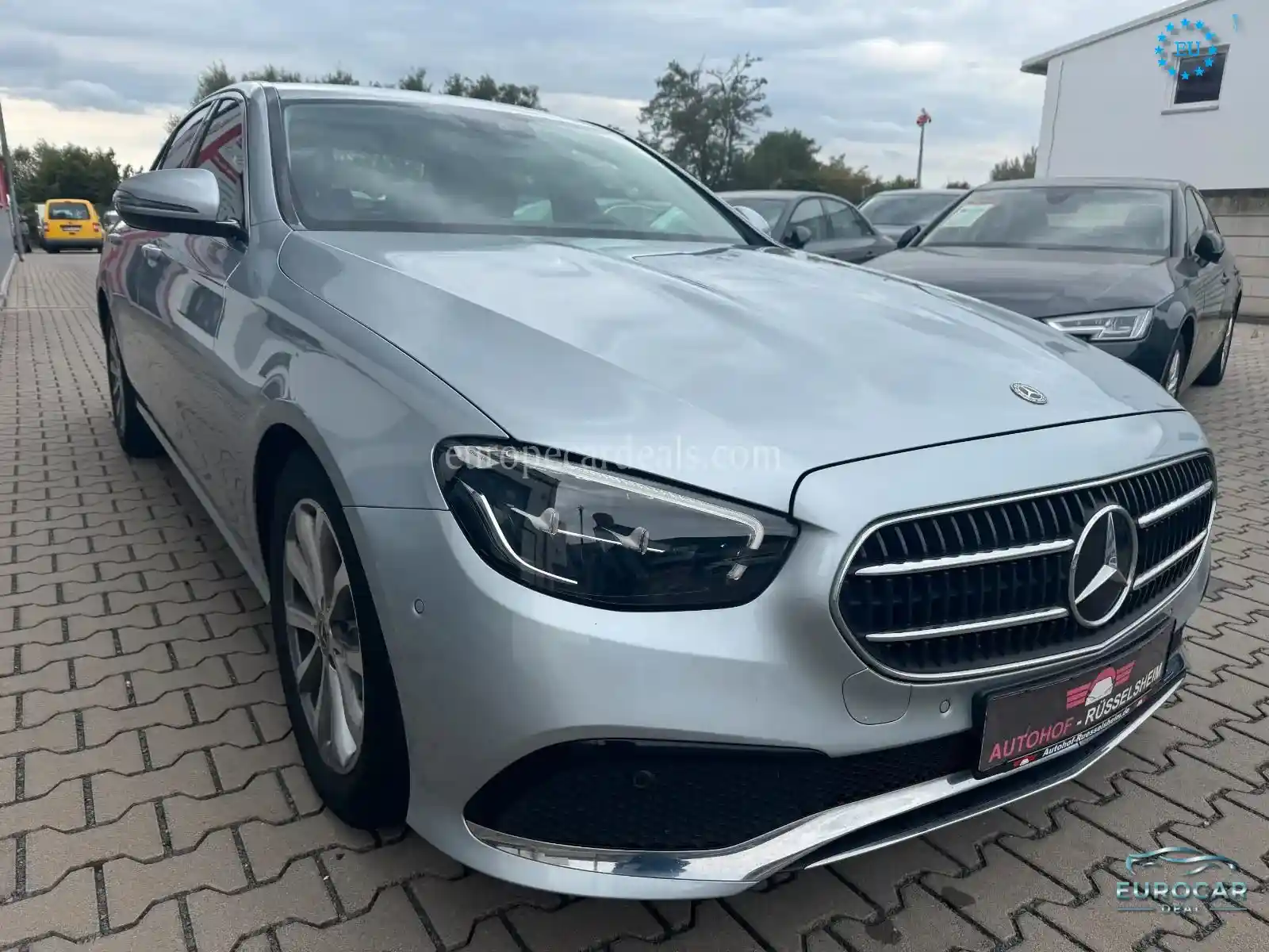 Mercedes-Benz E 200