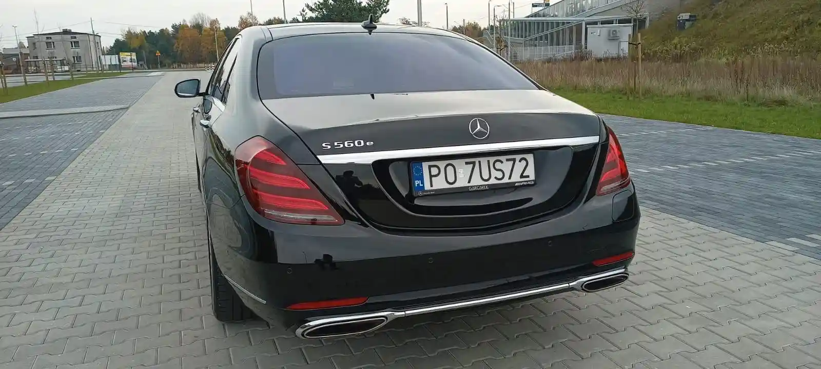 Mercedes-Benz S 560