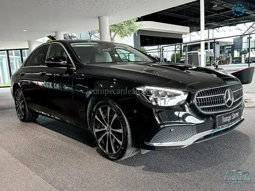 Mercedes-Benz E 300