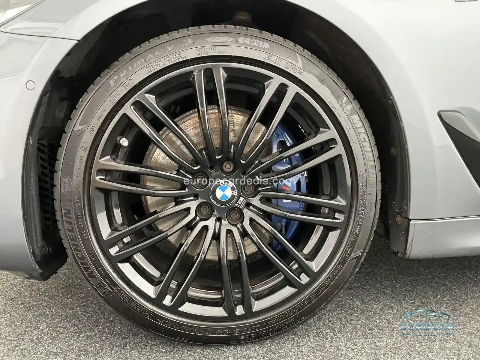 BMW 530
