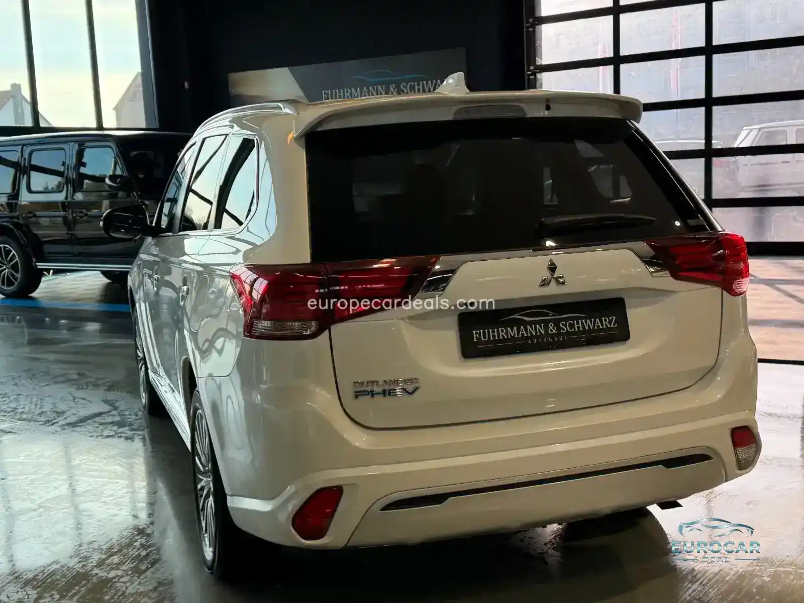 Mitsubishi Plug-in Hybrid Outlander