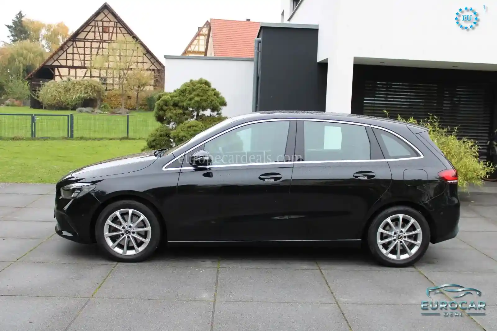 Mercedes-Benz B 220