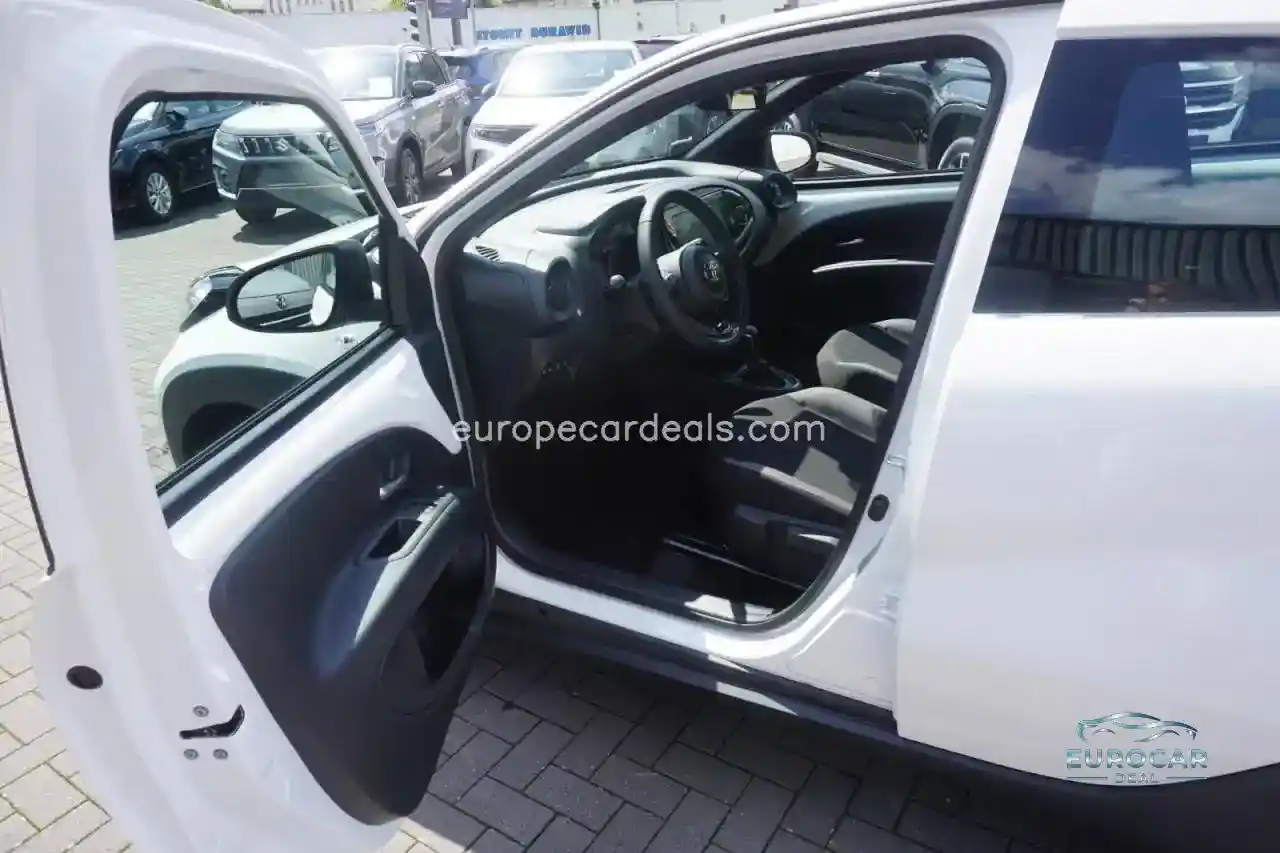 Toyota Aygo (X)