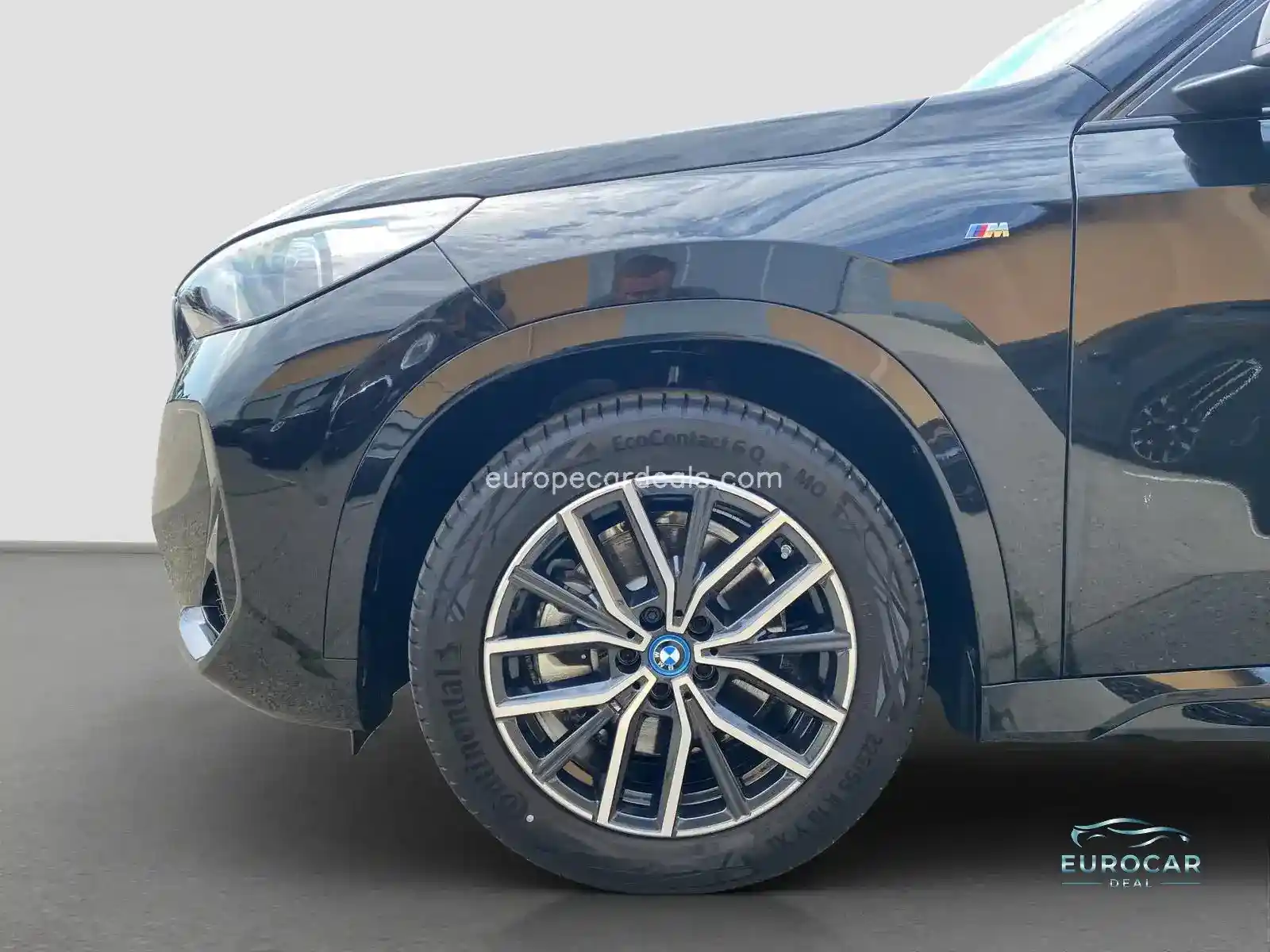 BMW iX1