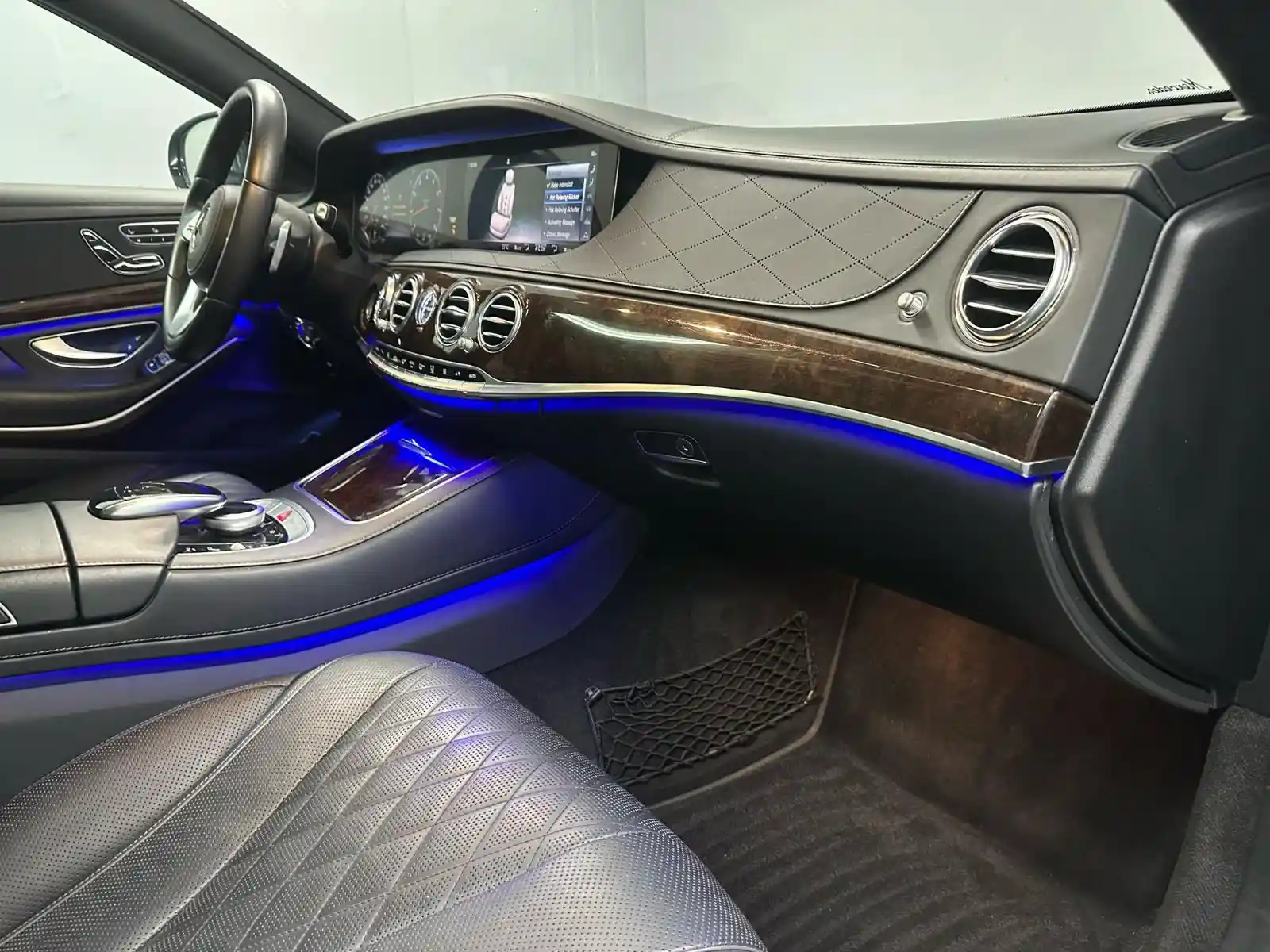 Mercedes-Benz S 600