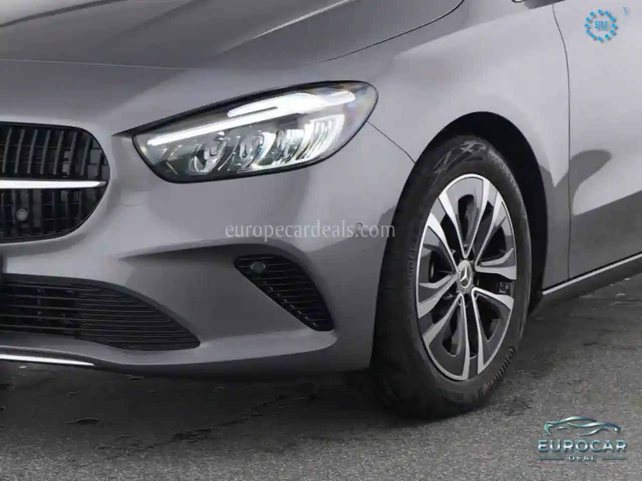 Mercedes-Benz B 180