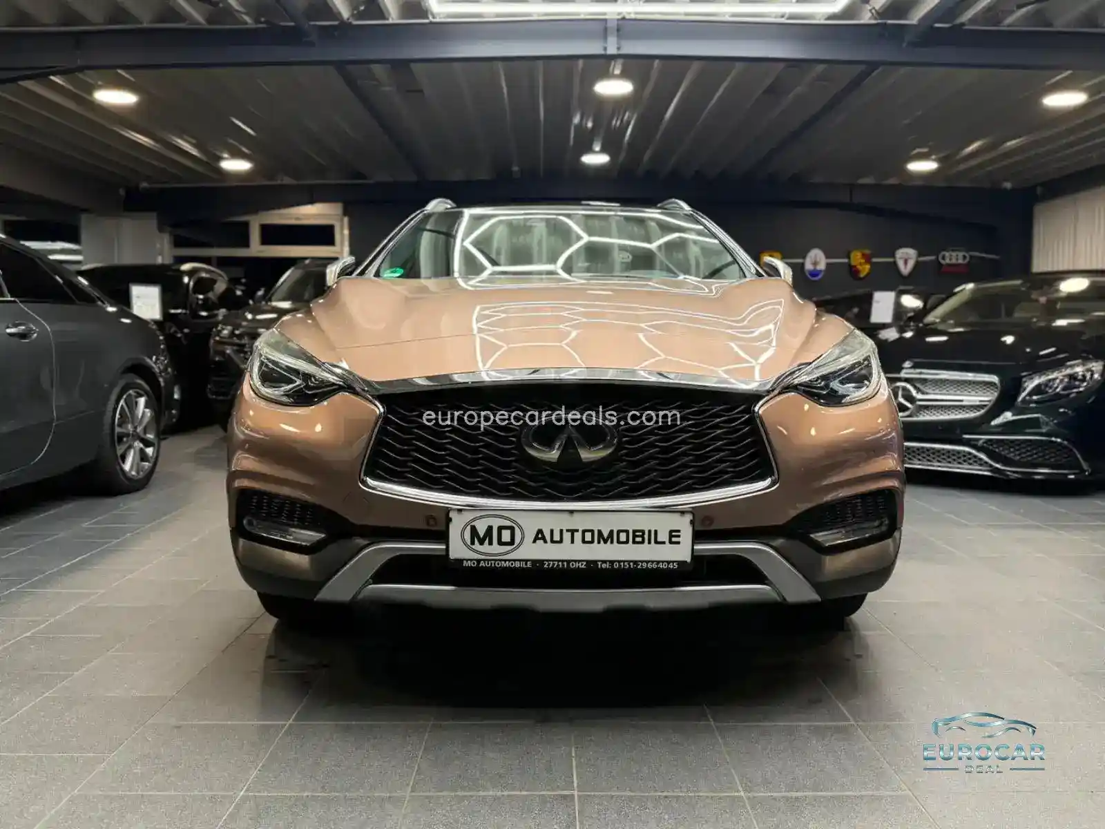 Infiniti QX30