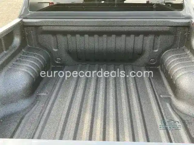 MY 25 Double Cab V-Cross AT
