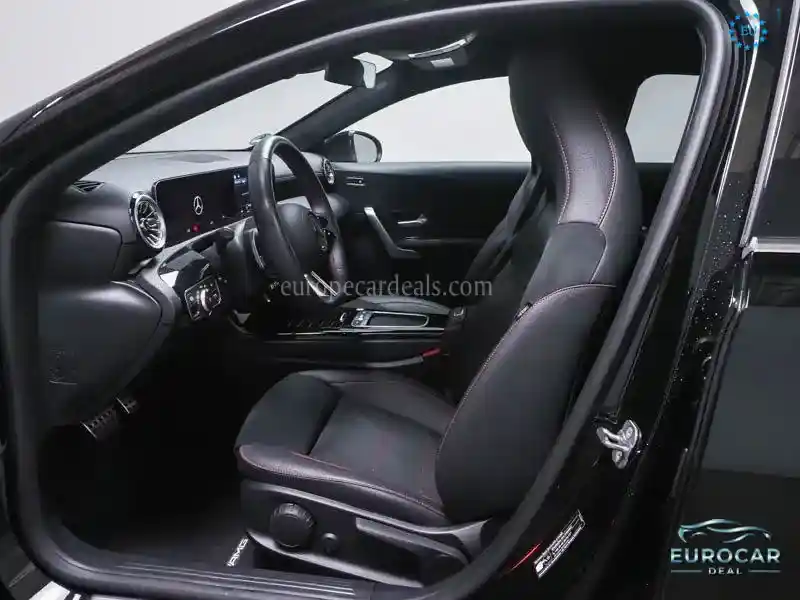 Mercedes-Benz A 220