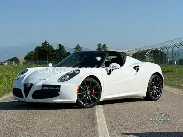 Alfa Romeo 4C