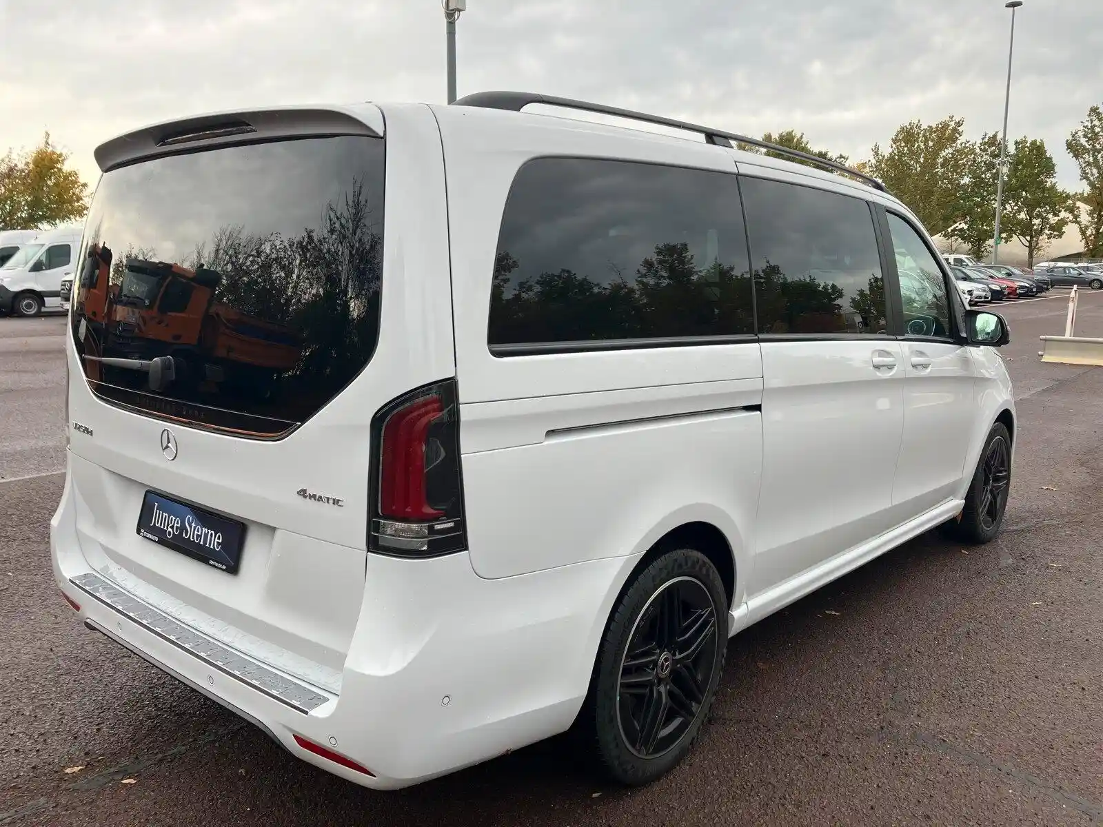 Mercedes-Benz V 250