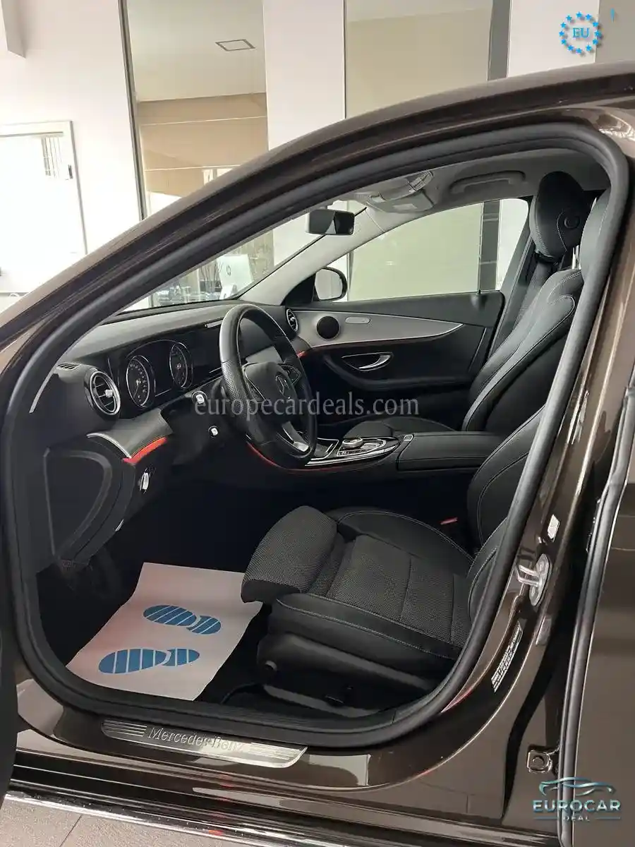 Mercedes-Benz E 200