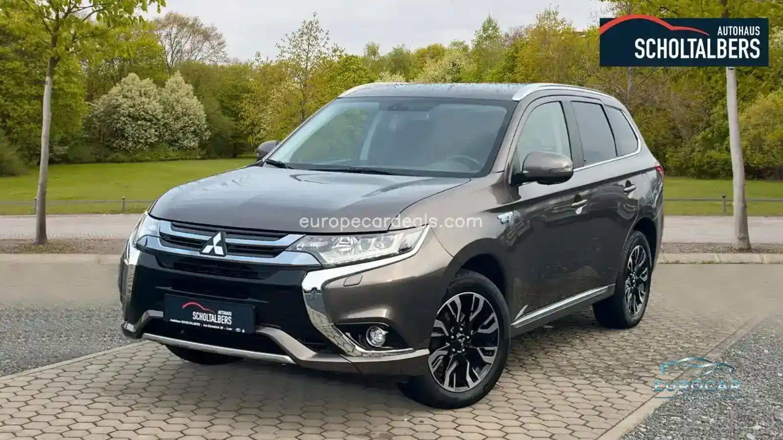 Mitsubishi Plug-in Hybrid Outlander