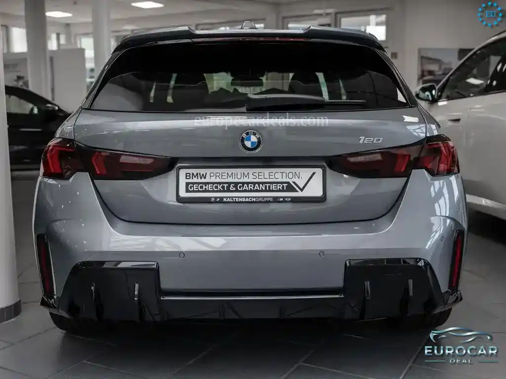 BMW 120