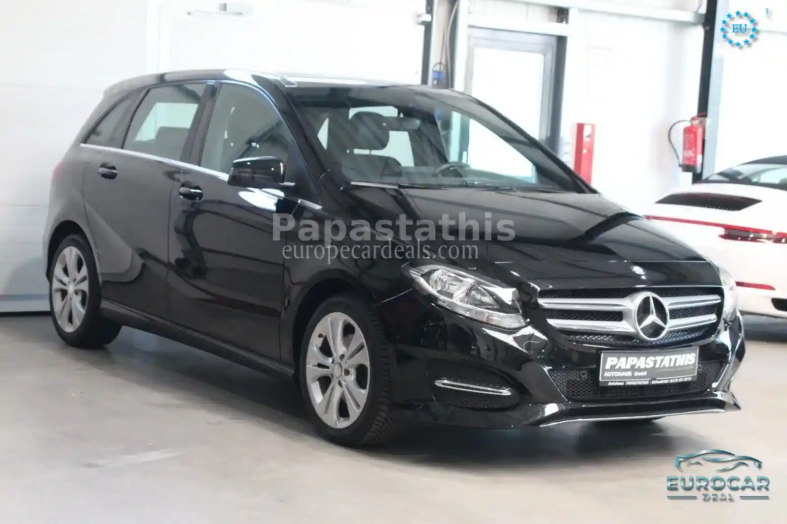 Mercedes-Benz B 180