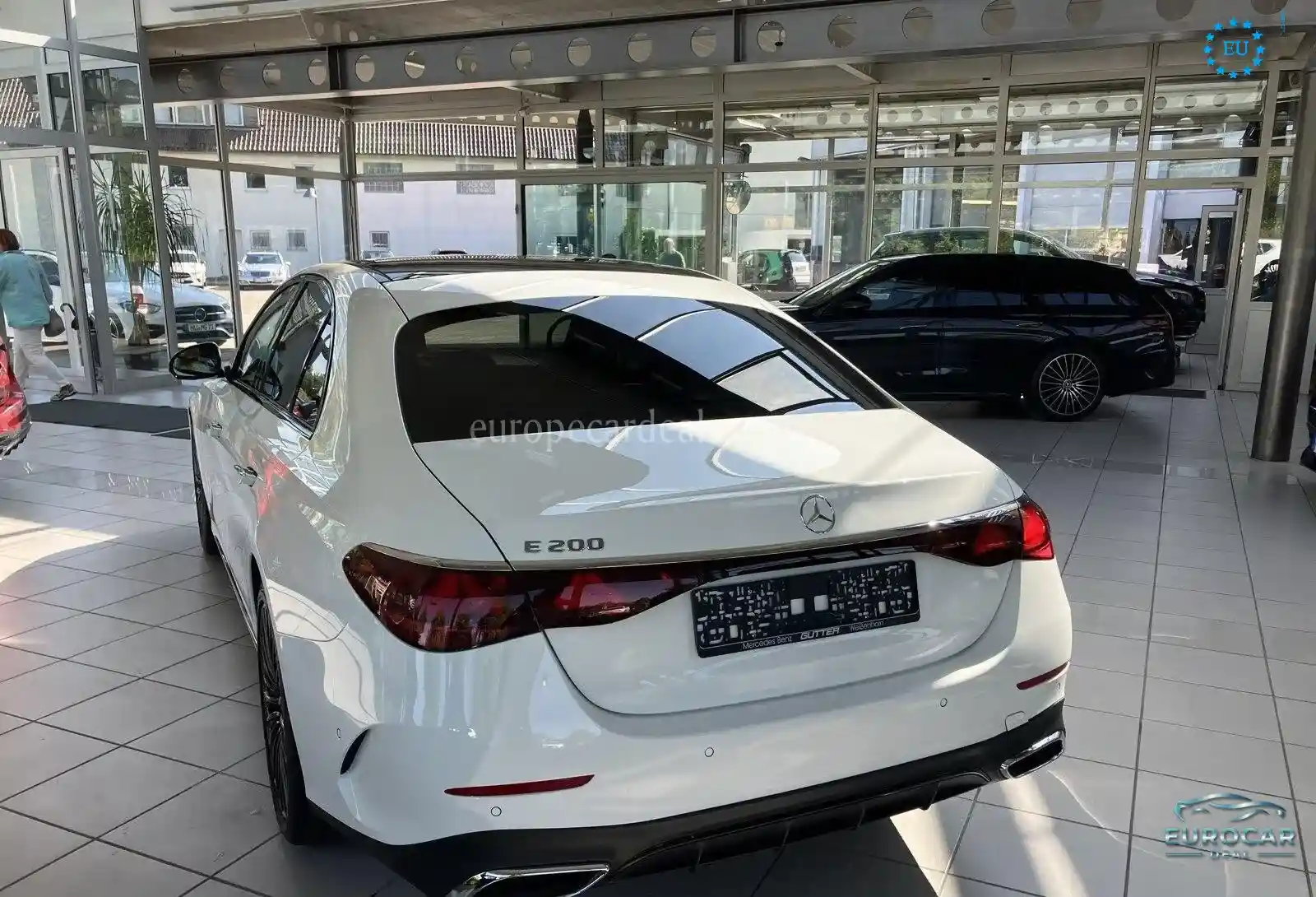 Mercedes-Benz E 200