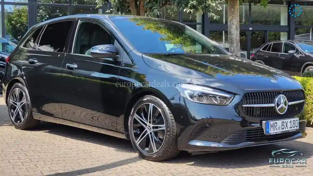 Mercedes-Benz B 180