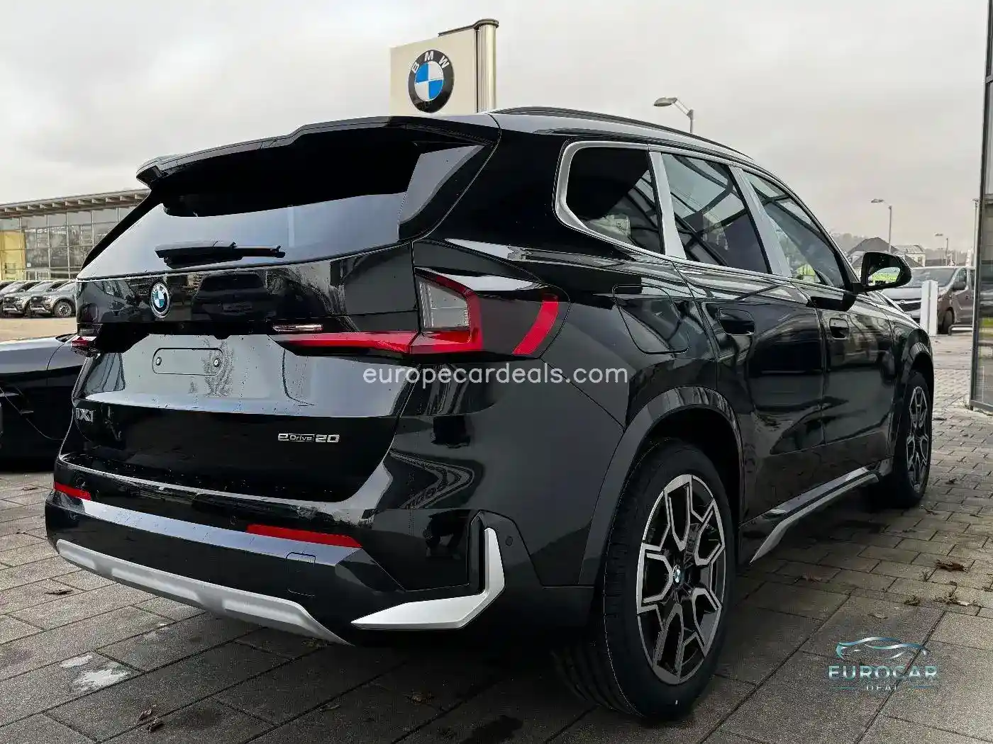 BMW iX1