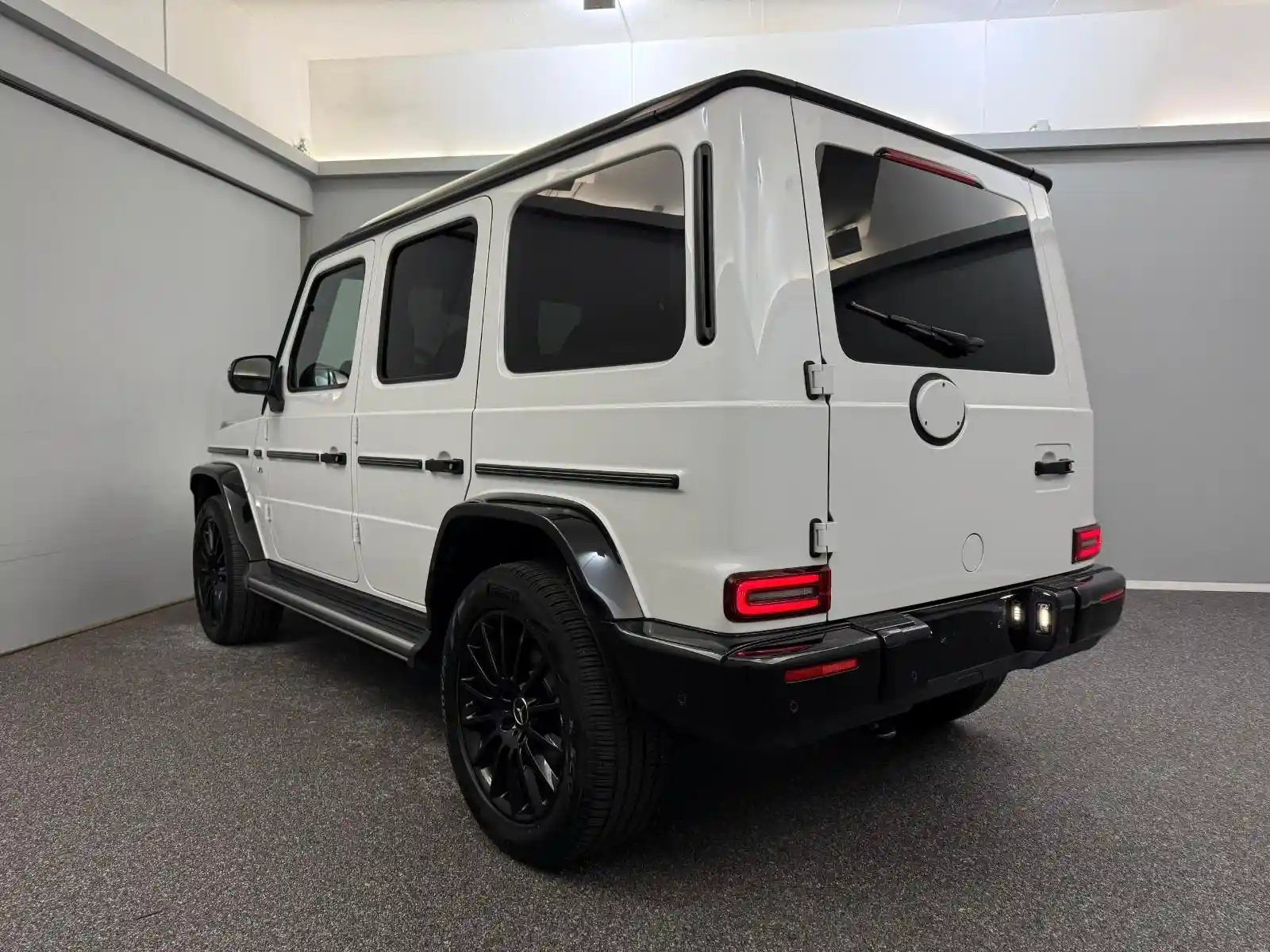 Mercedes-Benz G 500