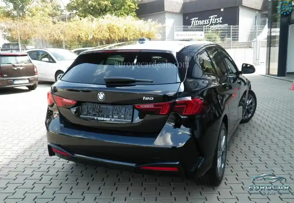 BMW 120