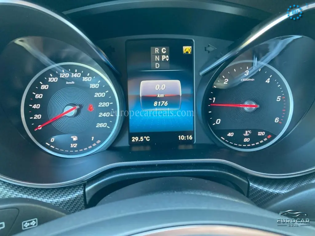 Mercedes-Benz V 220