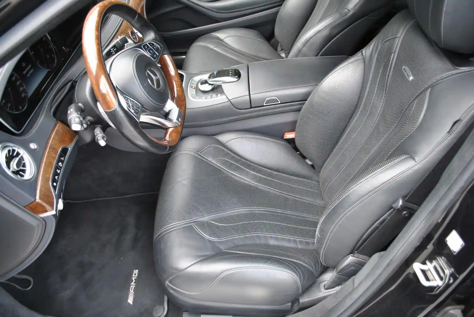 Mercedes-Benz S 500