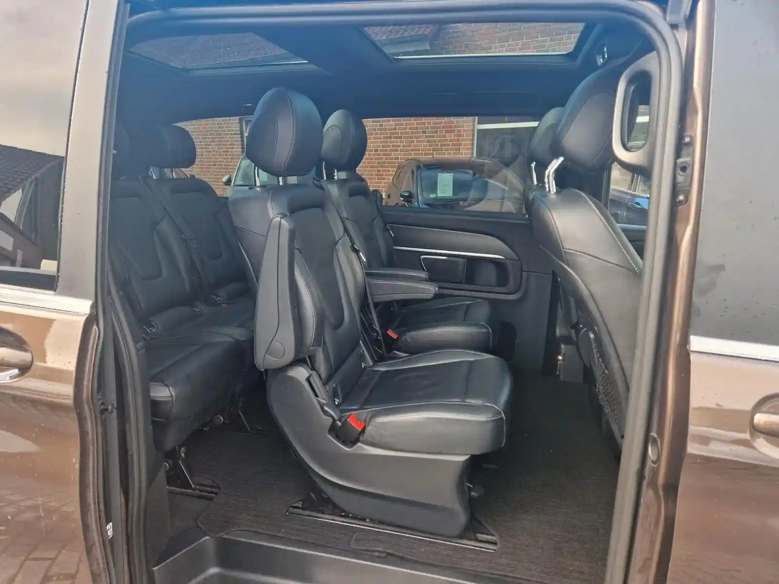 Mercedes-Benz V 250