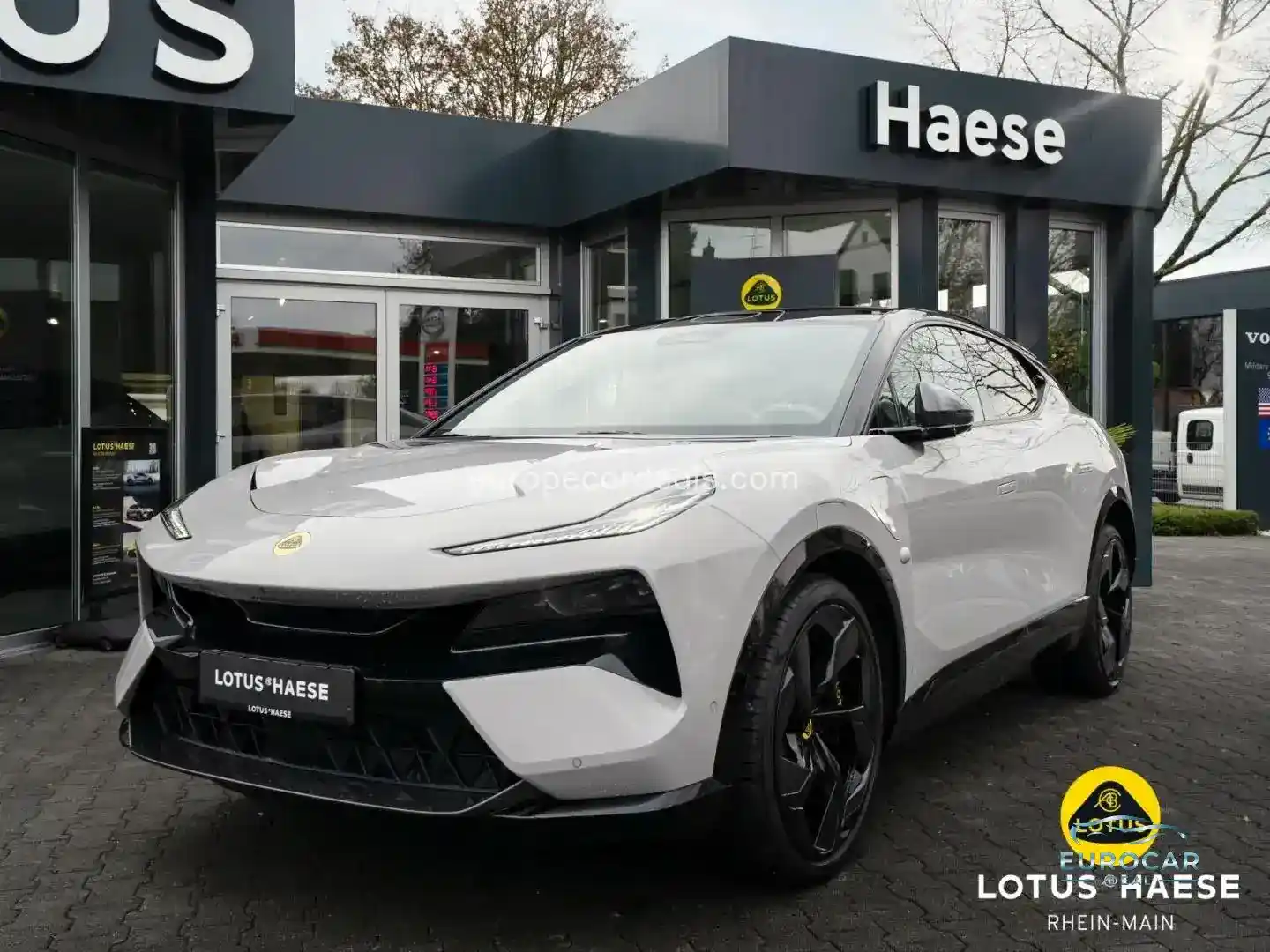 Lotus Eletre