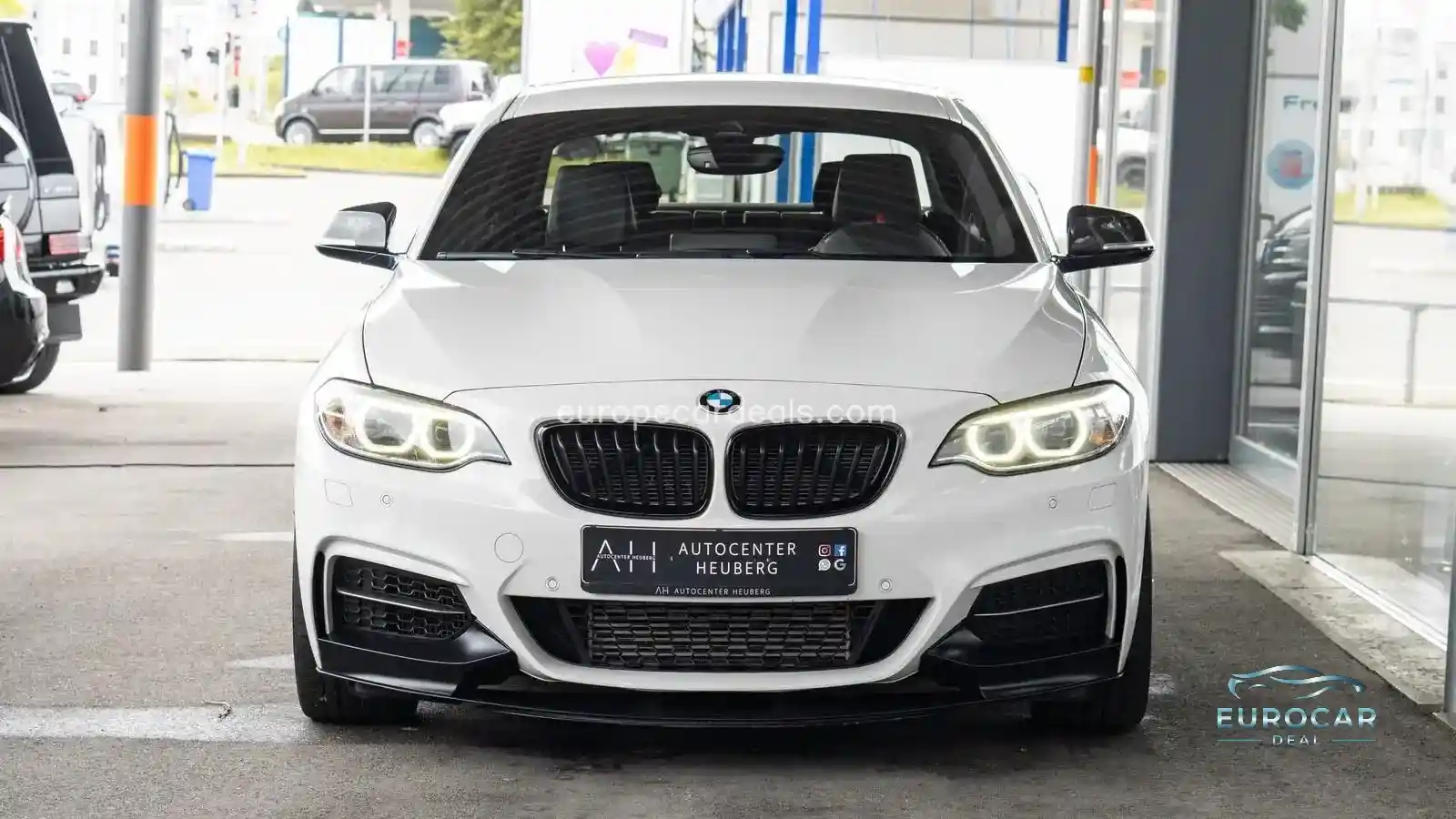 BMW M235