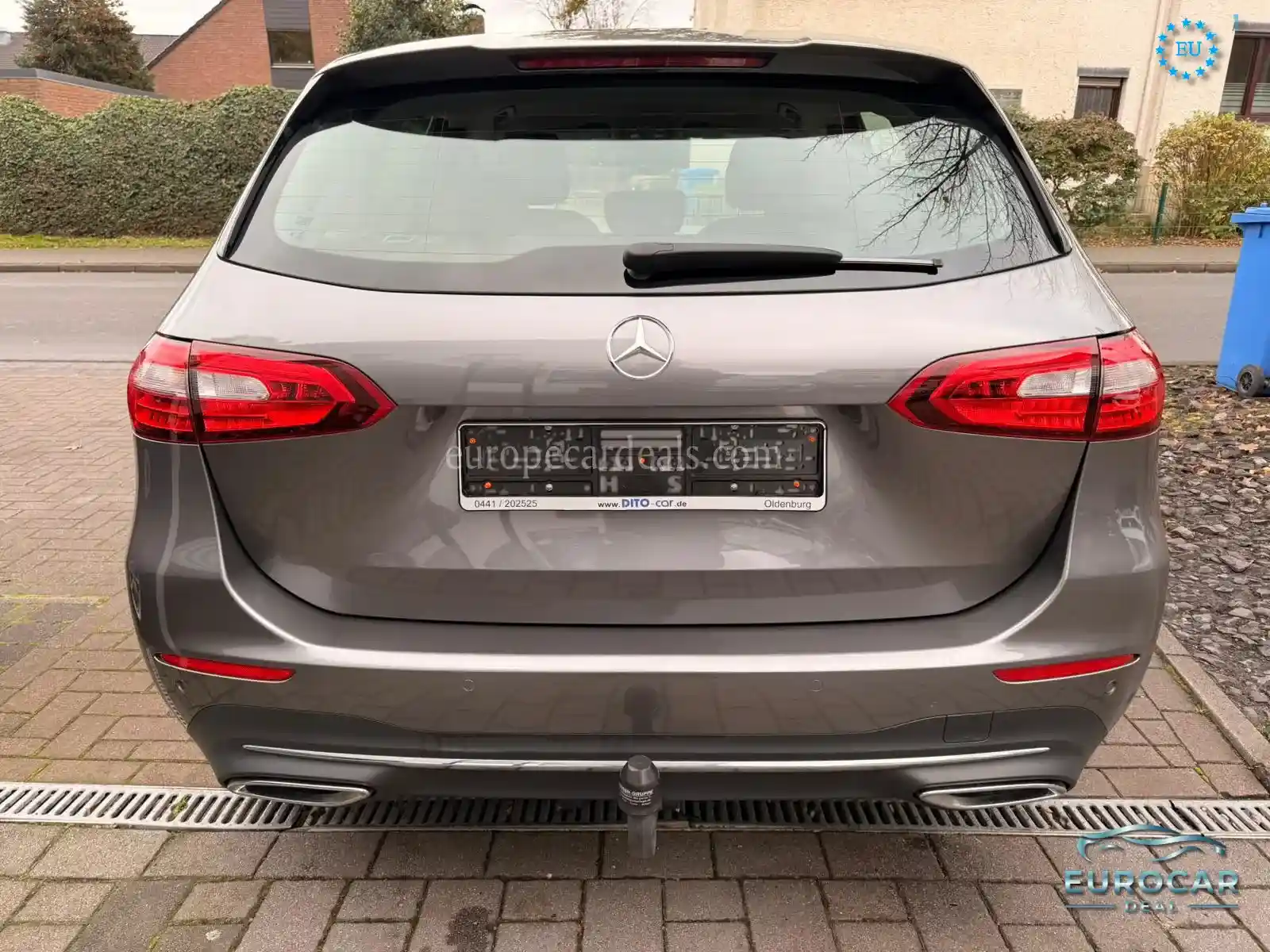Mercedes-Benz B 180