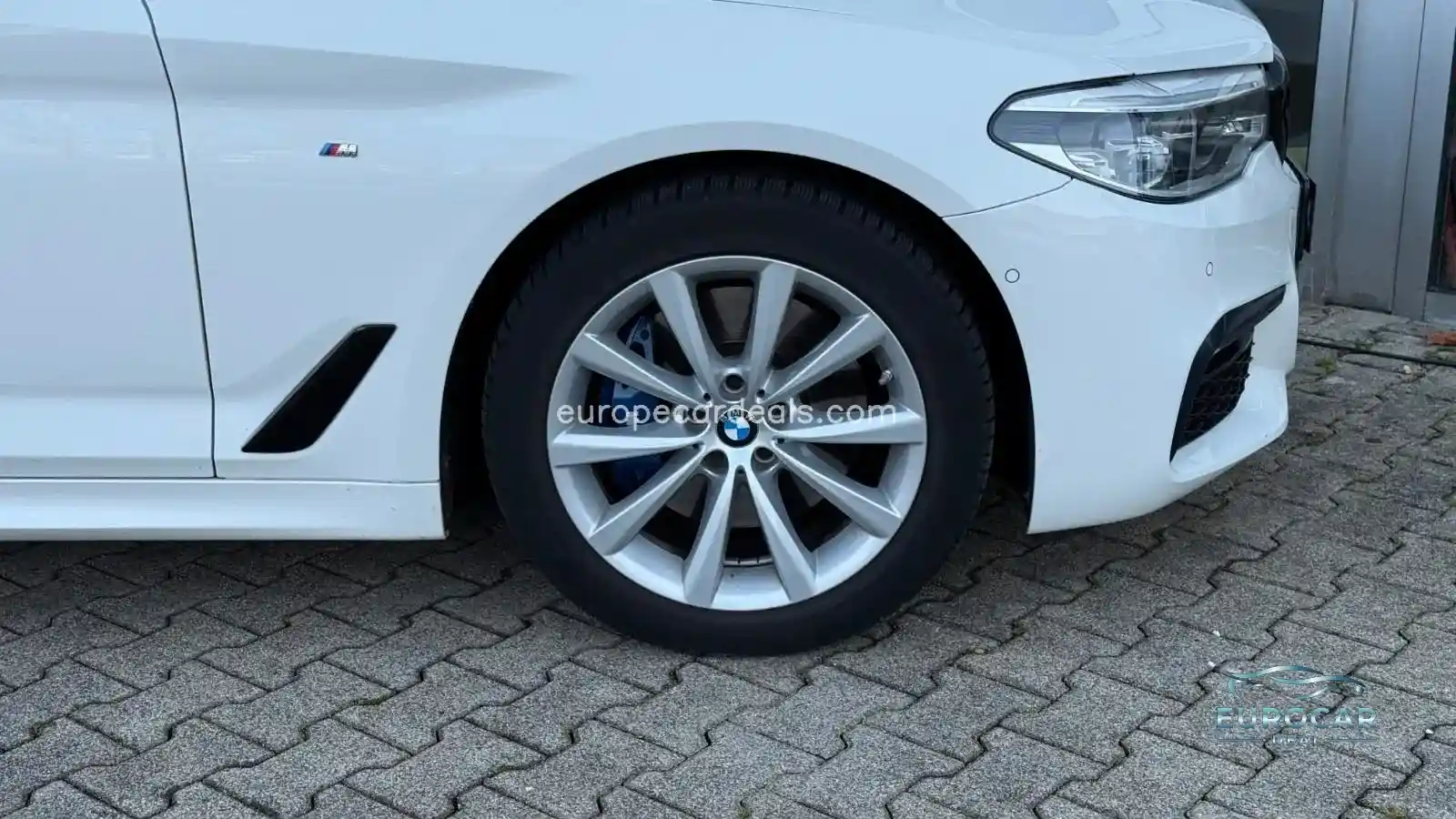BMW 530