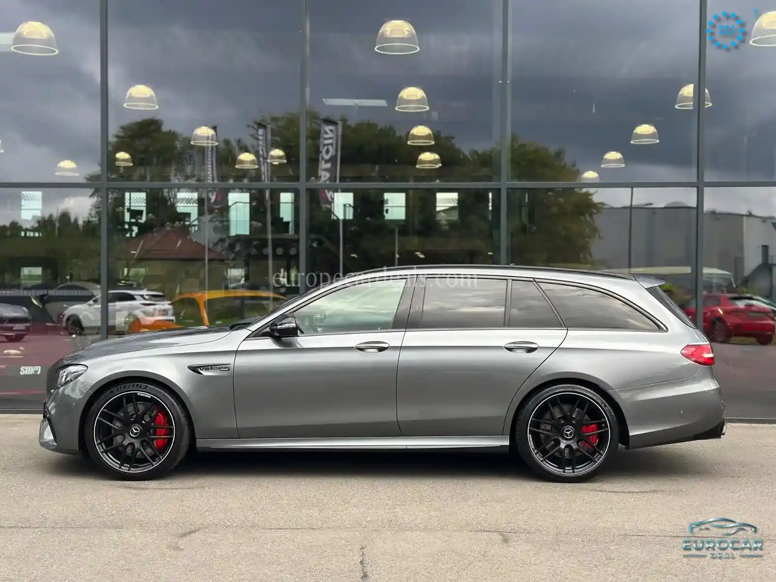 Mercedes-Benz E 63 AMG