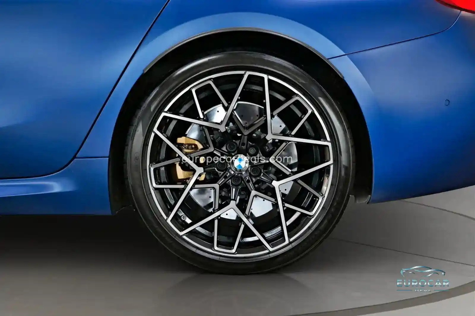 BMW M8