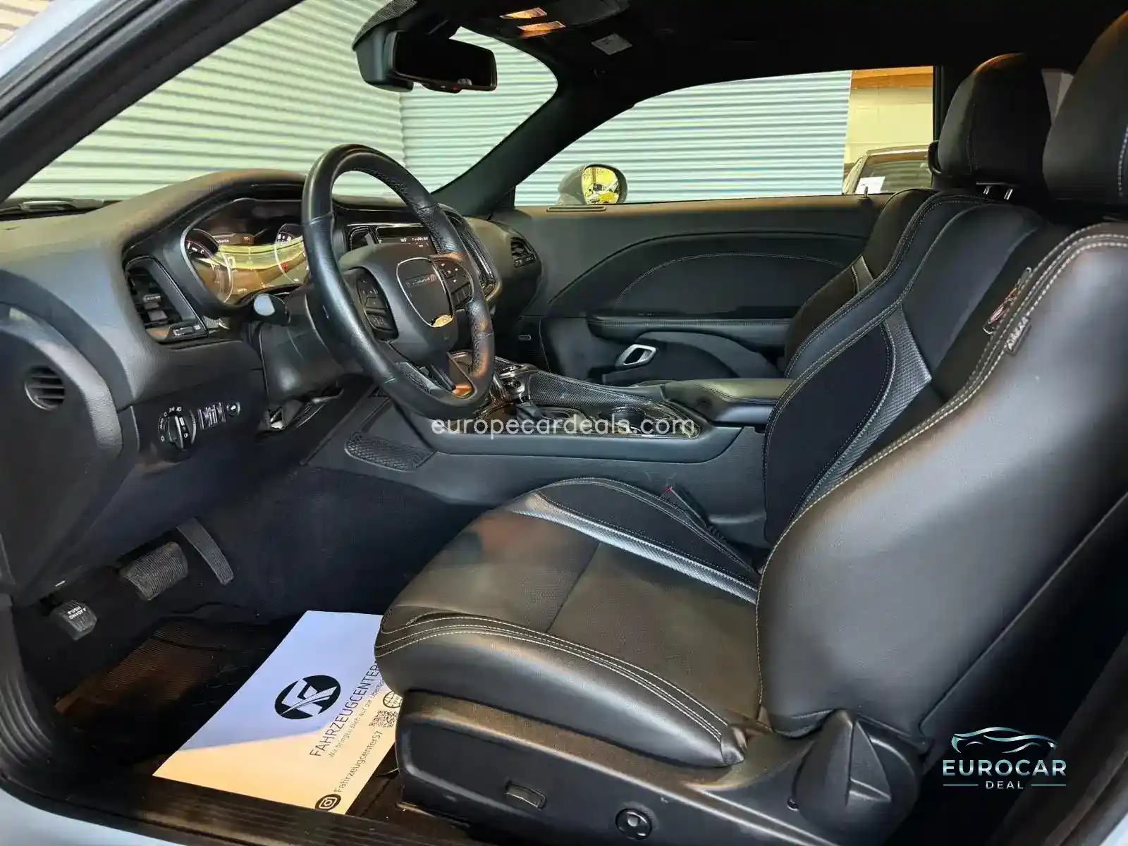Dodge Challenger