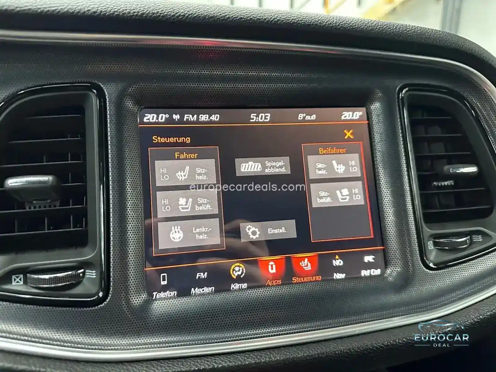 Dodge Challenger