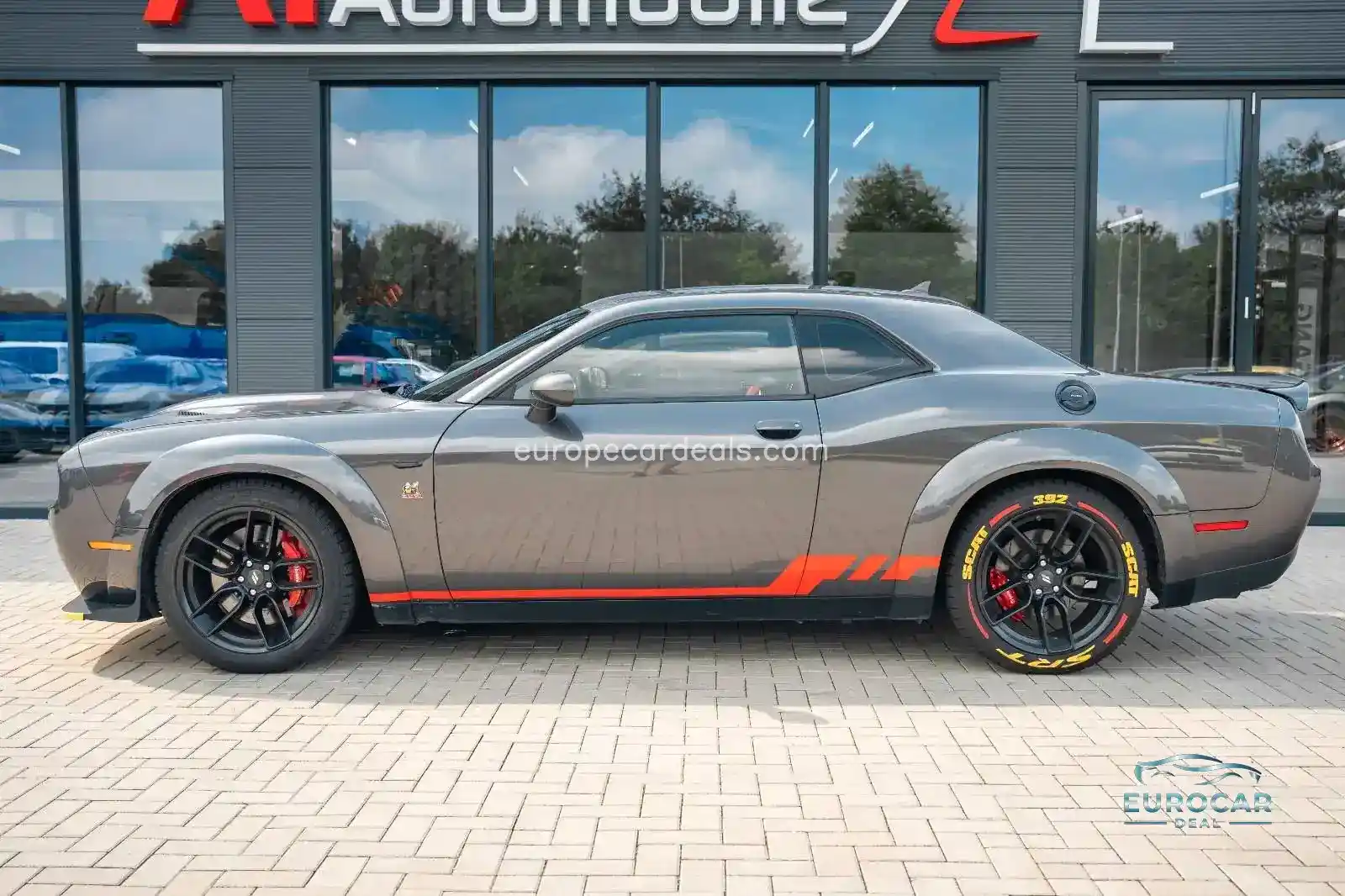 Dodge Challenger