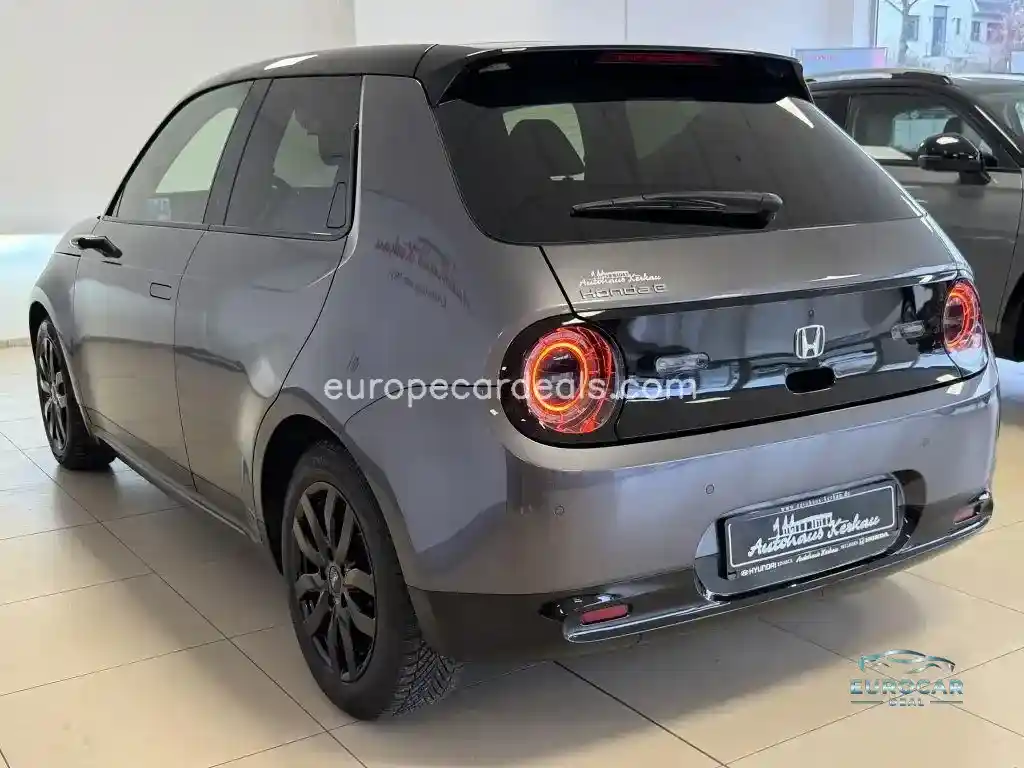 Honda e