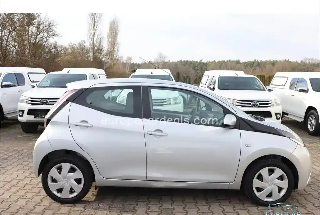 Toyota Aygo (X)