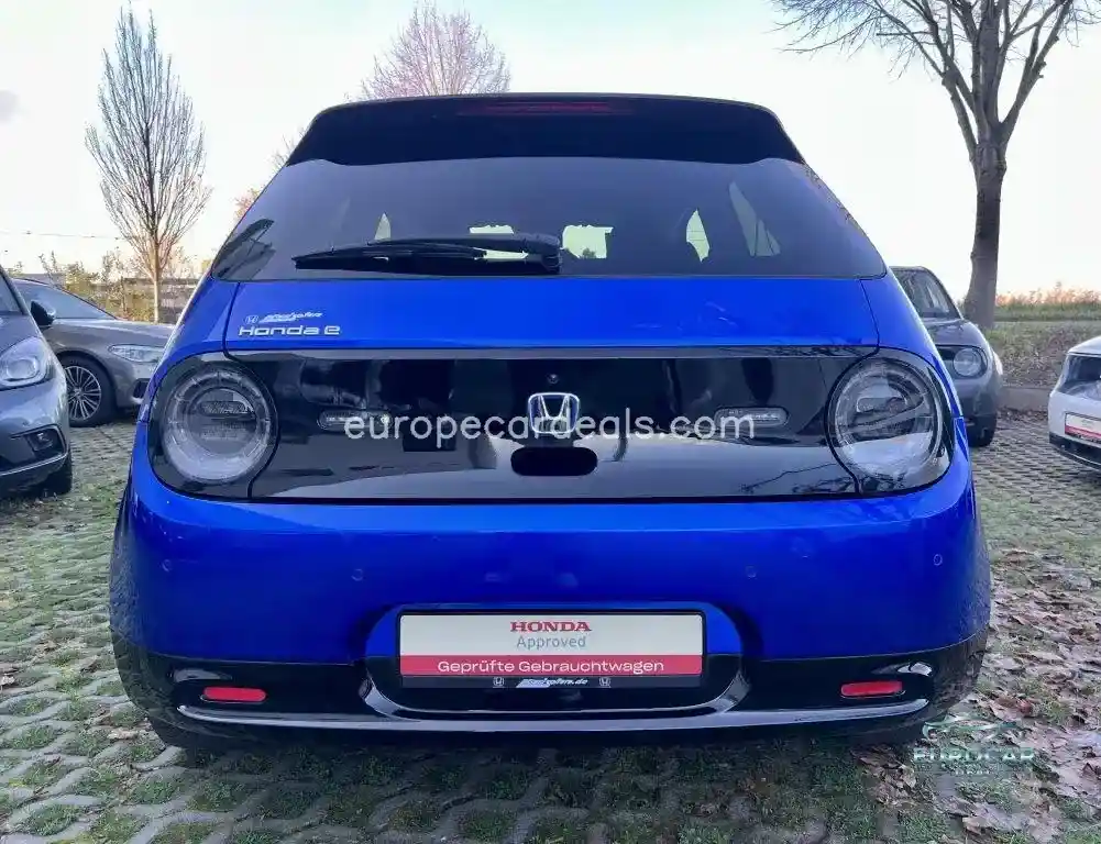 Honda e