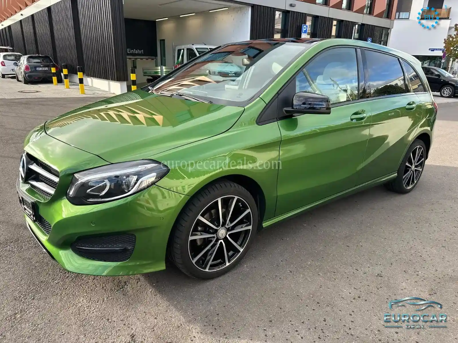 Mercedes-Benz B 180
