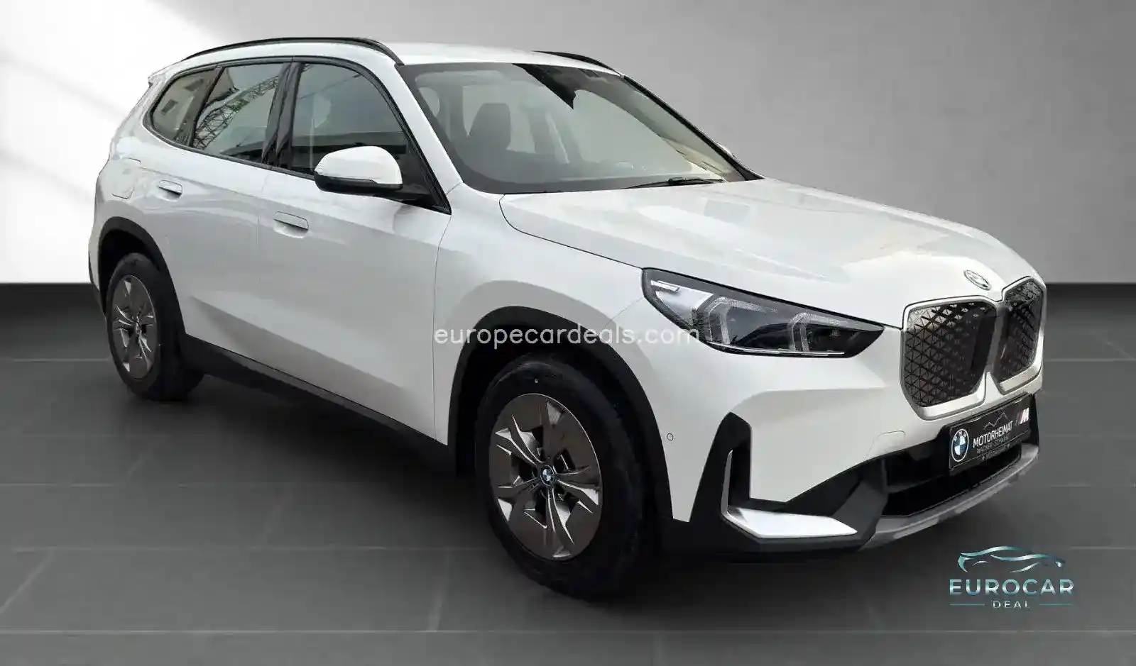 BMW iX1