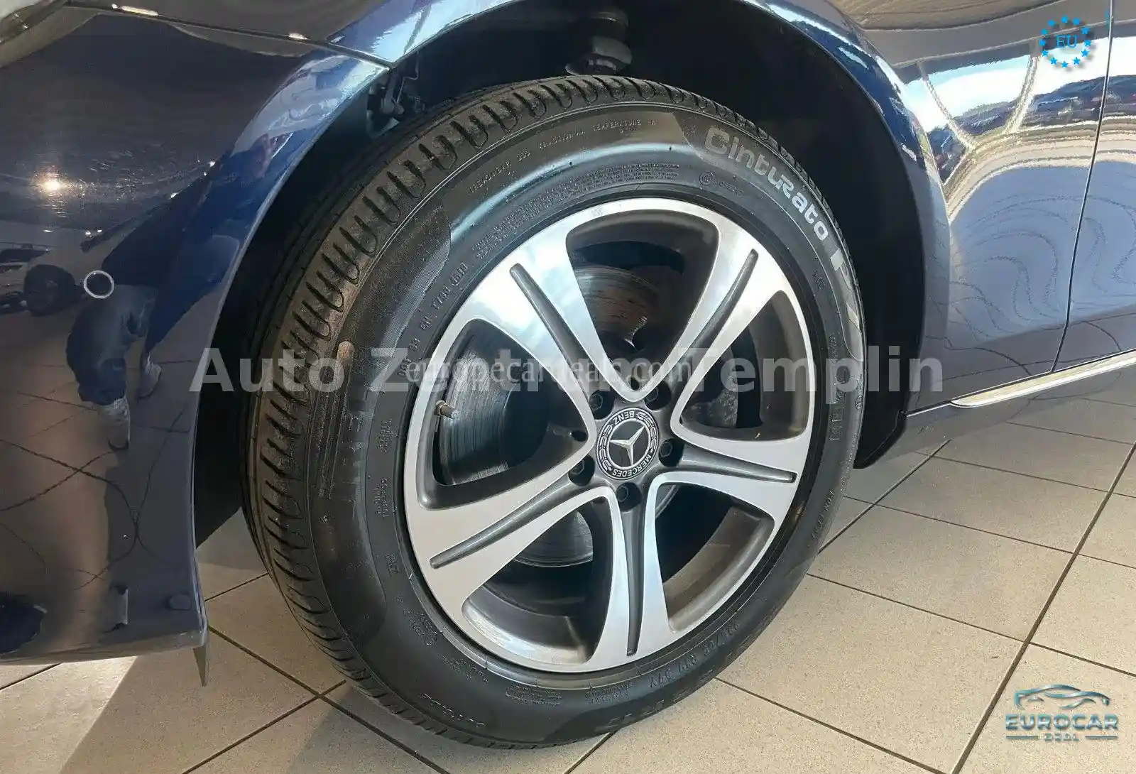 Mercedes-Benz E 220