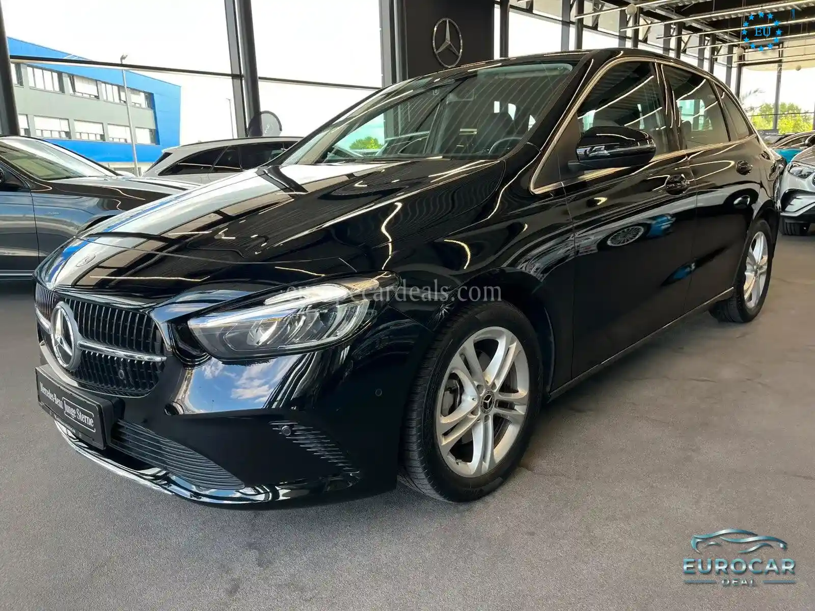 Mercedes-Benz B 180