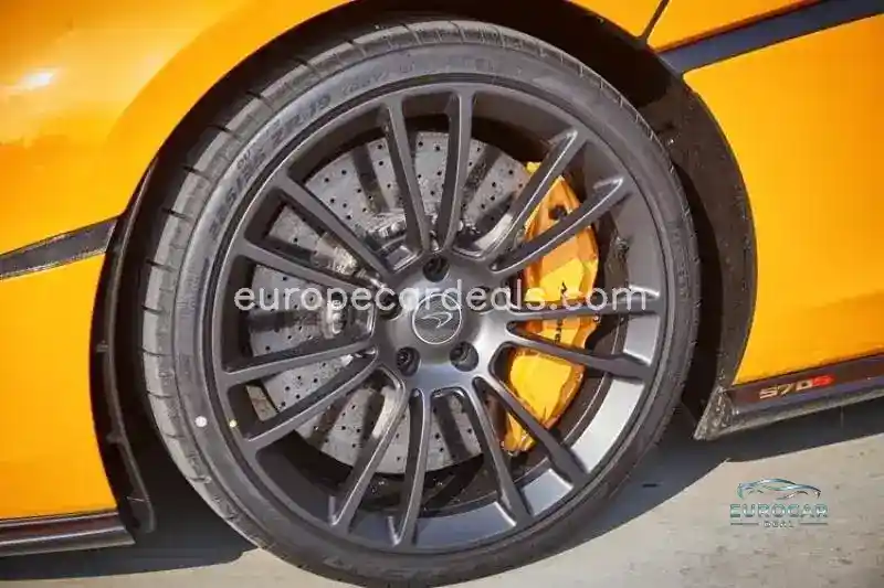 McLaren 570S