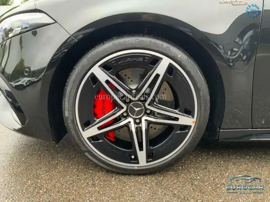Mercedes-Benz A 45 AMG