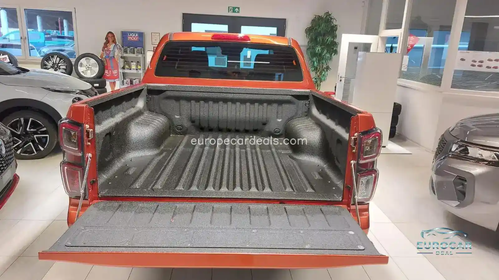 Double Cab 4WD V-CROSS